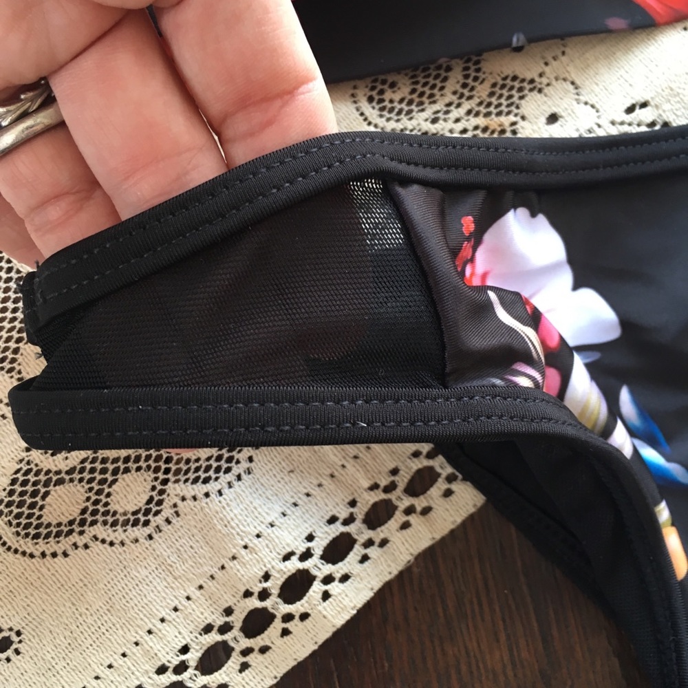 🌺Tropical Floral Printed & Mesh Bikini - Picture 4 of 5